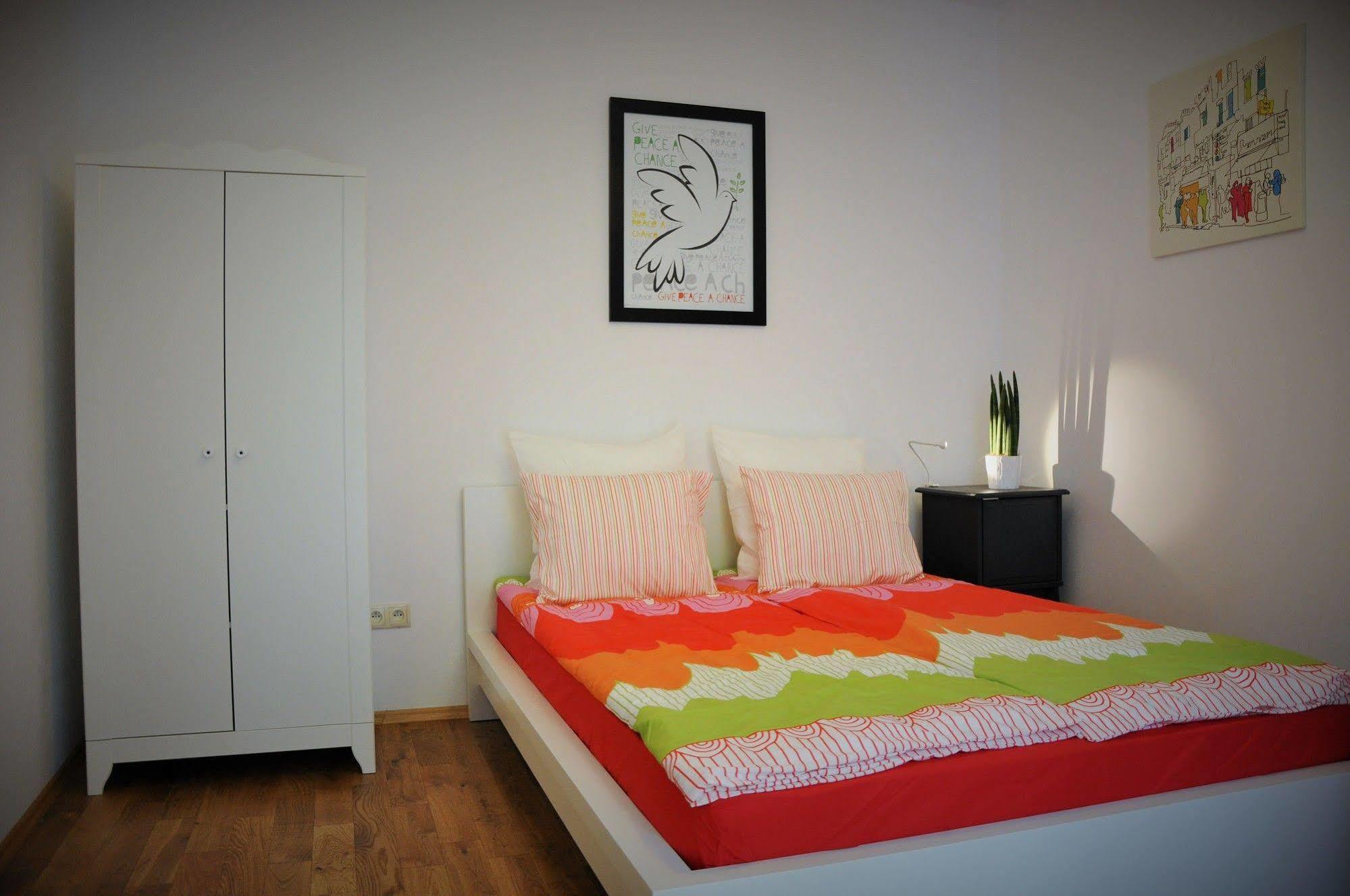 Happyguests Apartments Krakow Bagian luar foto