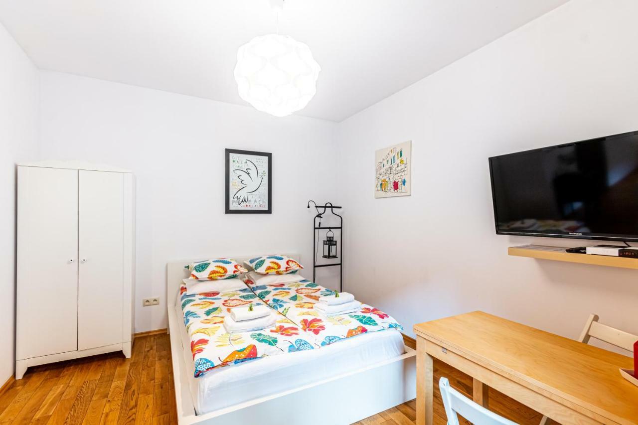 Happyguests Apartments Krakow Bagian luar foto