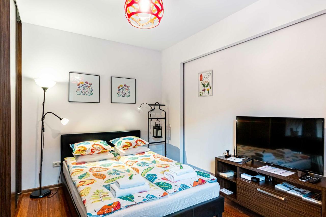Happyguests Apartments Krakow Bagian luar foto